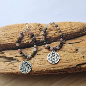 Ohrringe facettierte Turmalin Perlen Blume des Lebens Anhänger Handgemacht Schweiz