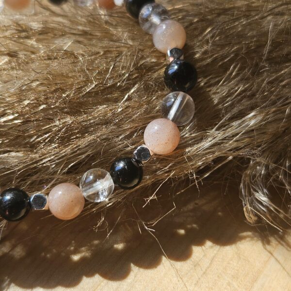 Turmalin, Sonnenstein und Bergkristall Armband – Bild 3