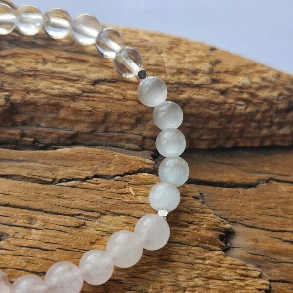 Bergkristall, Selenit & Rosenquarz-Armband – Bild 3