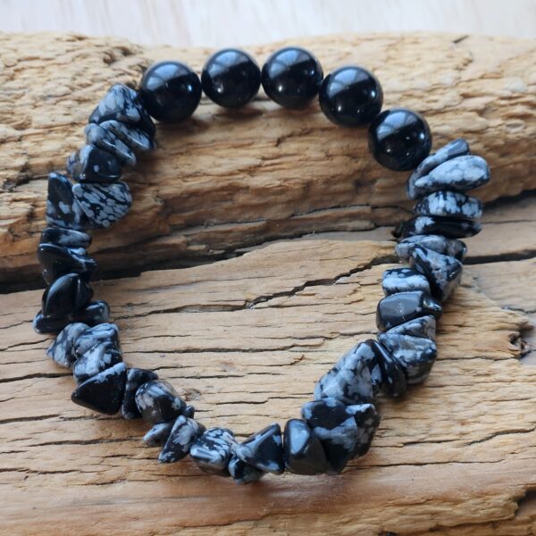 Schneeflocken-Obsidian-Armband mit Turmalin