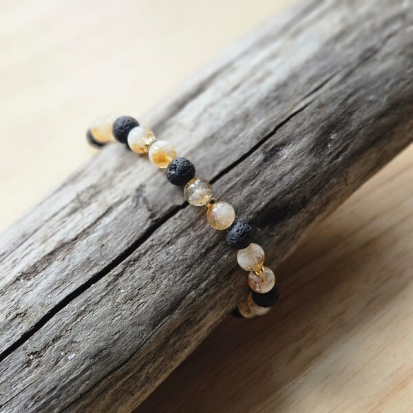 Armband aus Citrinquarz und Vulkanstein – Bild 2