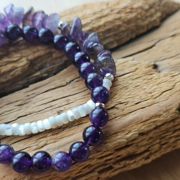 Doppel-Armband Amethyst mit Heishi-Muschelperlen – Bild 3