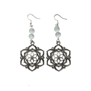 Selenit-Ohrringe – Eleganz mit spiritueller Blume